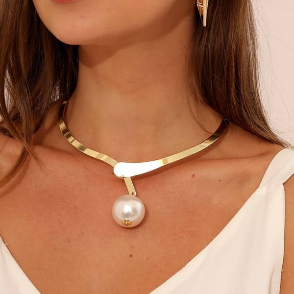 14K Plated Choker Elegant Pearl Necklace Simple Clavicle Chain