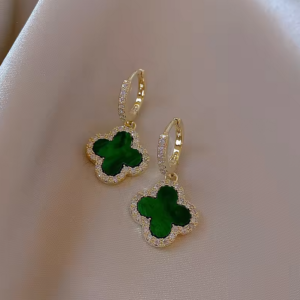 Four-Leaf Clover Fashion Hoop 18K Gold Earrings