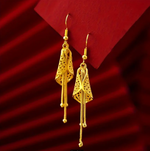 Screenshot 2024 09 02 at 17 27 24 24k Gold Plated Brass Hollow Leaf Earrings Tassels Vintage Temu