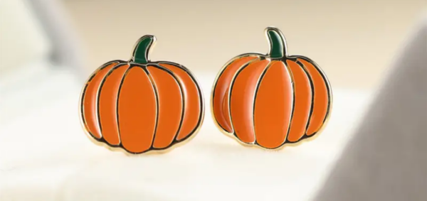 Dainty Cute Pumpkin Stud Earrings