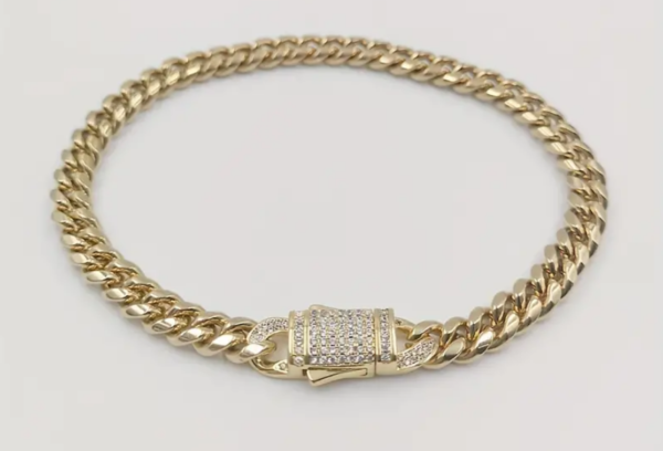 Screenshot 2024 09 02 at 19 28 32 Fashionable Gold tone Mens Bracelet Diamond encrusted Clasp Temu